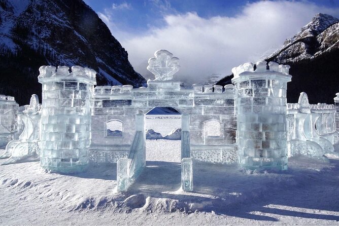 Banff Town, Lake Louise, Moraine, Emerald & Canyon Day Trip - The Banff sign is a simple final photo stop