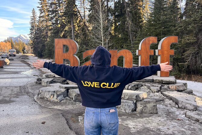 Banff Town ,Lake Louise, Moraine , Emerald & Johnston Canyon Tour - Pace, walking, and comfort