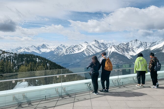 Banff Winter Tour Featuring Mountaintop Dinner and Banff Gondola - Dinner at Northern Lights Alpine Kitchen
