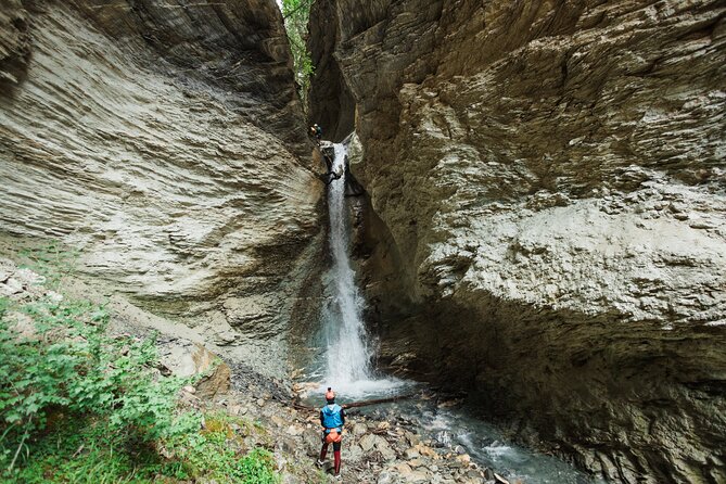 Beartooth Canyon- Half Day Canyoning Tour - Golden, BC - Key points at a glance