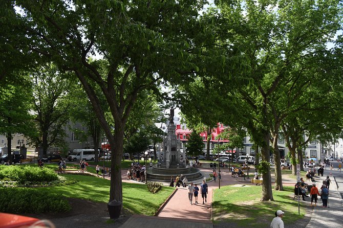 Best of Quebec City: Panoramic Bus Tour with Local Guide - The Plains of Abraham and the battle of 1759