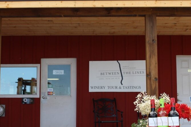 Between the Lines Black Glass Wine Tasting in Niagara-on-the-Lake - Is $23.23 a fair price?