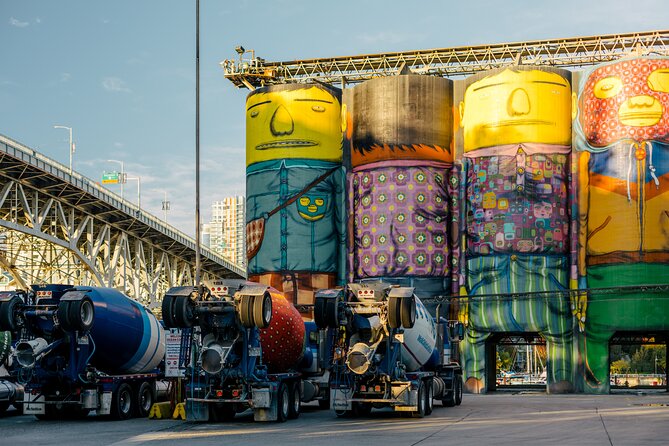Big Bus Vancouver Hop-On Hop-Off Sightseeing Tour - Live guides can transform the ride