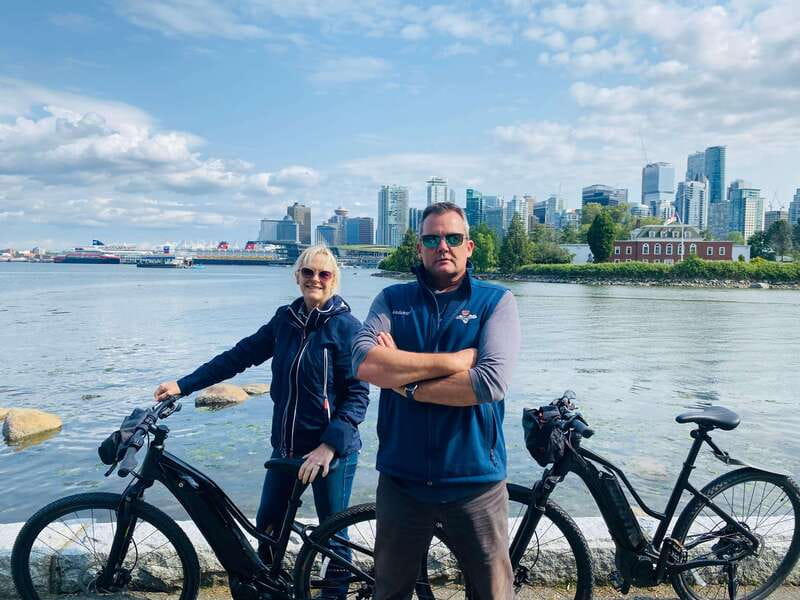 Bike and Hike Vancouver - Kitsilano and English Bay add the beach side