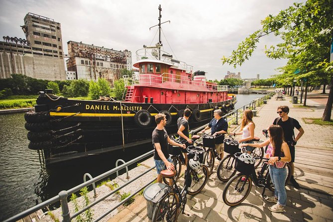 Bike / E-bike Tour : Downtown, Old Montreal, Waterfront by Fitz - Place des Arts brings Montreal’s festival side into view