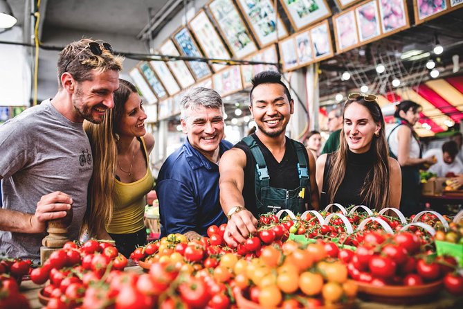 Bike / E-bike tour : Plateau, Mile-End, Jean-Talon Market by Fitz - Outremont: parks and high-priced neighborhoods