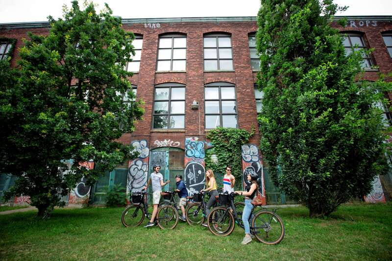 Bike/E-bike tour Plateau,MileEnd, Jean-Talon Market by Fitz - What the $87 price includes