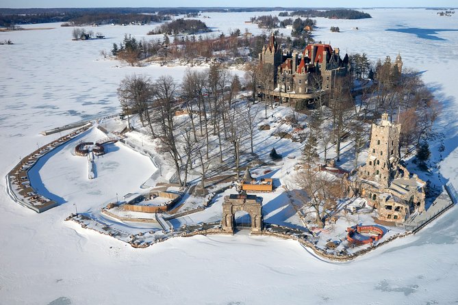 Boldt Castle and Thousand Islands Helicopter Tour - Starting at the 1000 Islands heliport in Gananoque