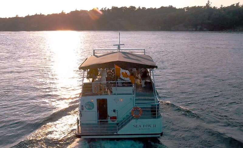 Brockville: 1000 Islands Cruise - Narrow passages and small-island views