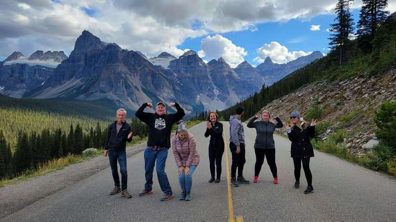 Calgary: 2-Day Banff National Park Highlights Summer Tour - Day one: Lake Minnewanka begins the Banff introduction