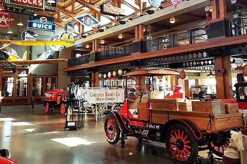 Calgary: 3.5-Hour Bus City Tour with Gasoline Alley Museum - Scotsman’s Hill and Calgary’s best wide view