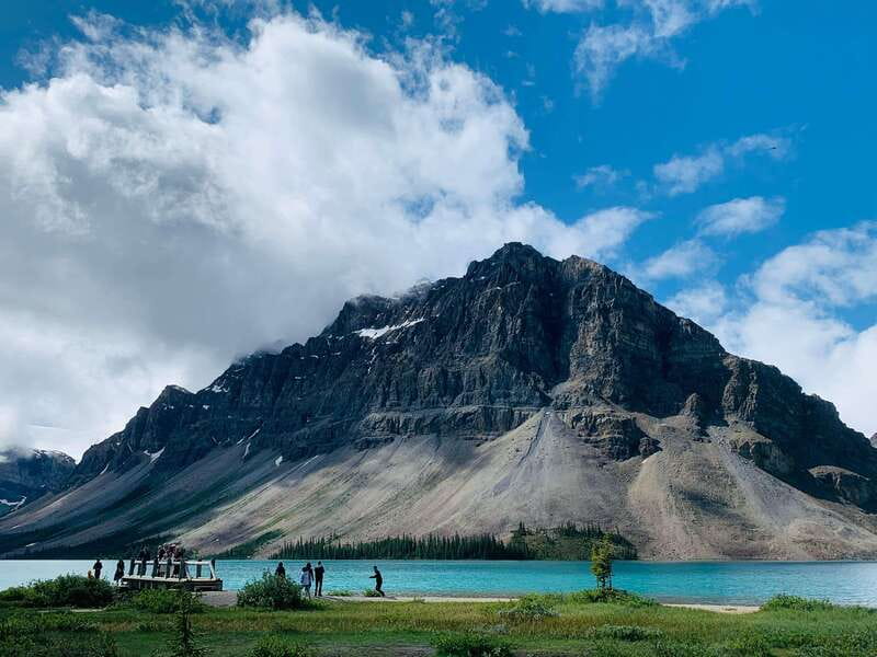 Calgary: 3-Day Lake Louise, Moraine, Emerald, Yoho, Icefield - Who will enjoy this tour most