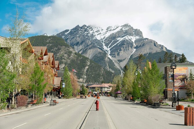 Calgary Airport to Canmore Private Transfer - Arriving in Canmore without another transfer