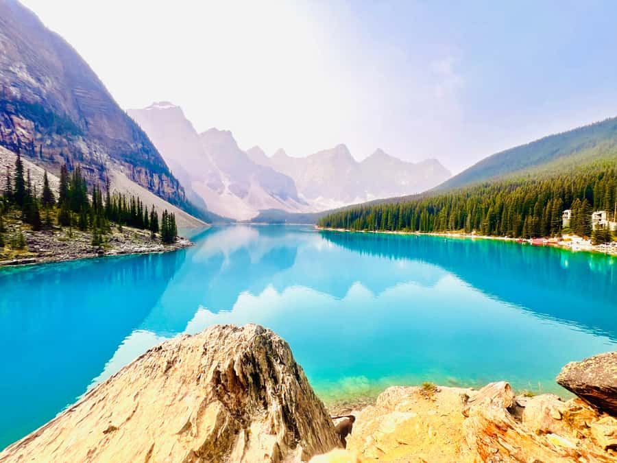Calgary, Banff: Lake louise , Moraine ,Emerald Lake day Tour - Why this Rocky Mountain day tour works