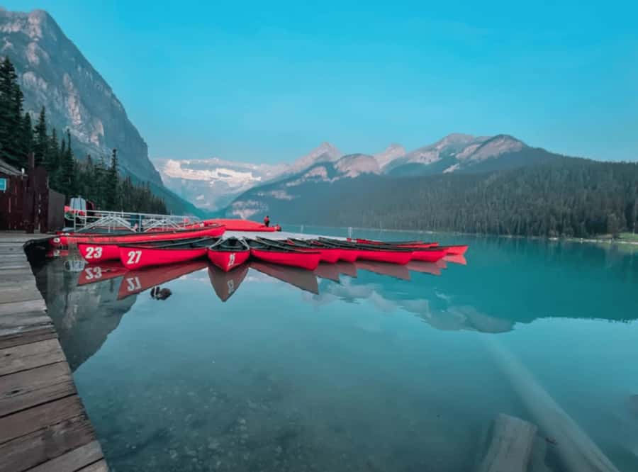 Calgary/Banff: Lake Louise, Moraine & Johnston Canyon Trip - What the guide adds, and what to expect