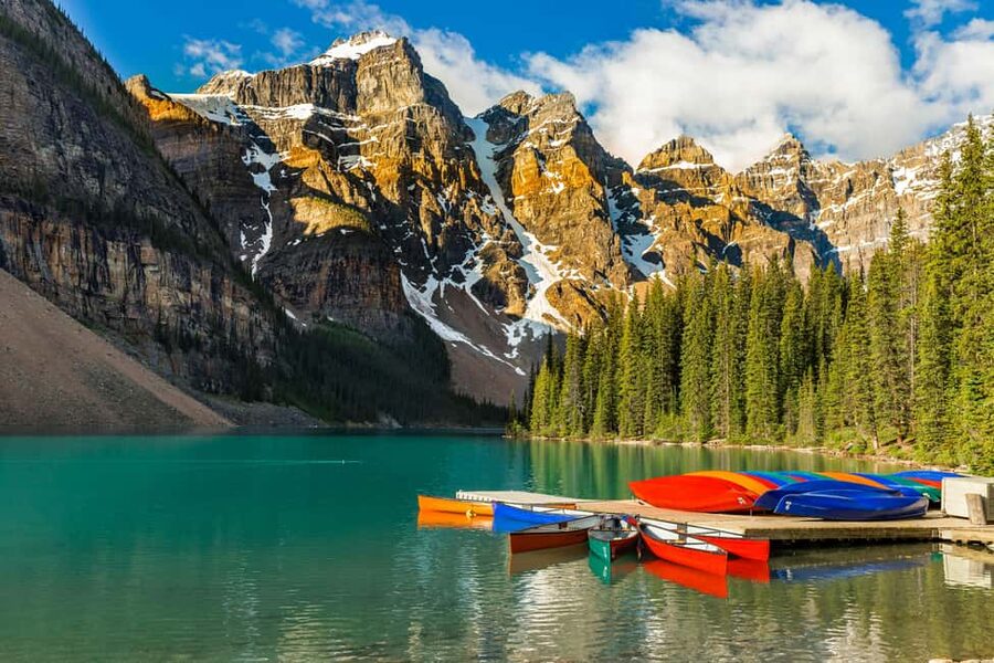 Calgary: Banff Top Lakes Tour with Banff Town Visit - Johnston Canyon, where the walking begins