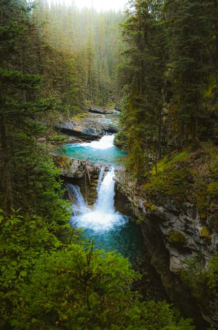 Calgary: Banff Top Lakes Tour with Banff Town Visit - What to bring for an 11-hour outing