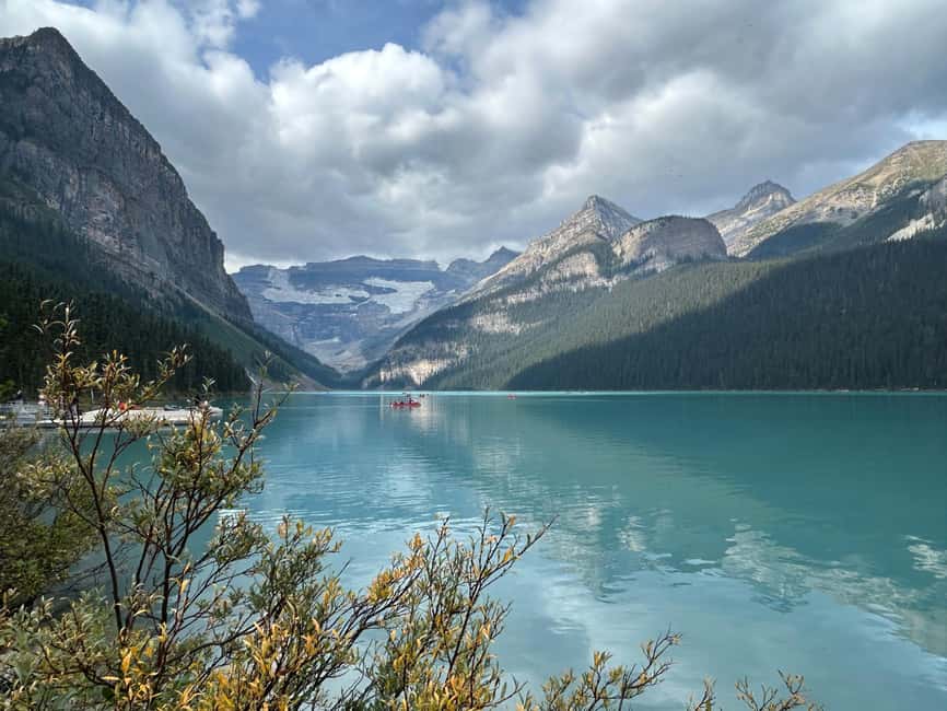 Calgary/Canmore/Banff: BEST of BANFF with LAKES Group Tour - One hour to explore Banff town