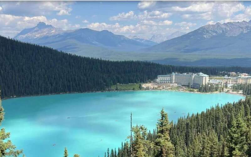 Calgary/Canmore: Lake Louise, Moraine Lake, & Banff Day Tour - Moraine Lake without the parking headache