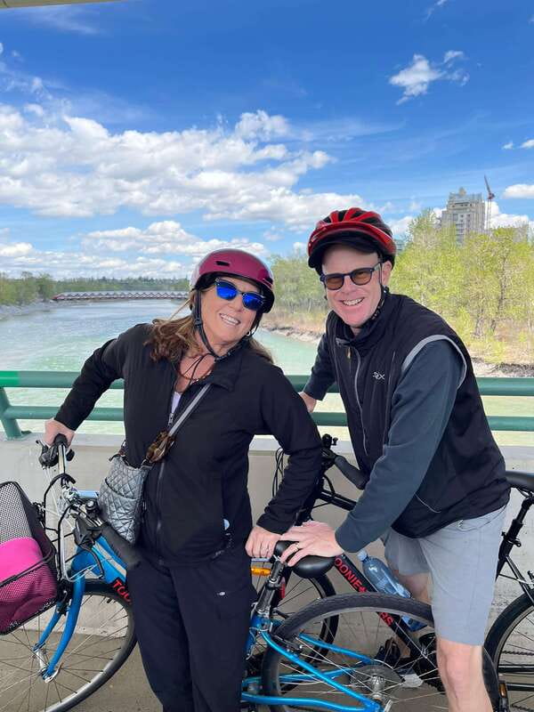 Calgary: City Bike Tour, Highlights and Bow River - What the guides add to the experience