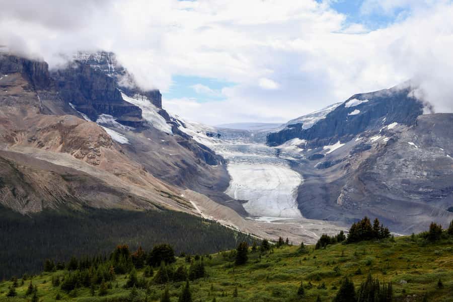 Calgary: Day Trip to Jasper with Lunch - Athabasca Glacier: the day’s icy centerpiece