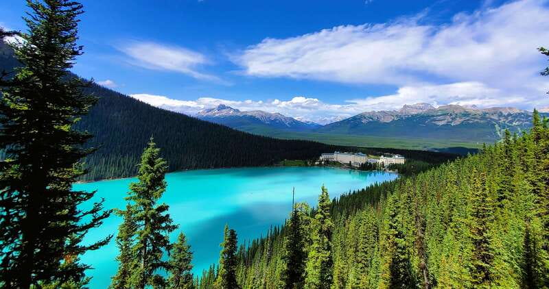 Calgary: Glaciers, Mountains, Lakes, Canmore and Banff Tour - The Icefields Parkway: the road is part of the attraction