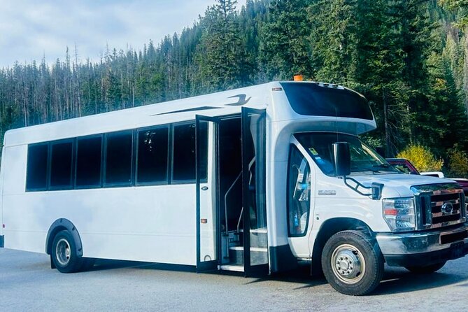 Calgary or YYC Airport to Banff | Private Transfer - The Vehicle, Luggage, and Comfort Details
