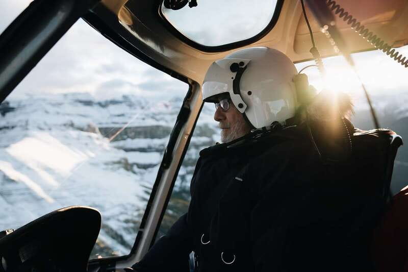 Canadian Rockies: Abraham Lake Ice Bubbles Helicopter Tour - What the $394 price includes