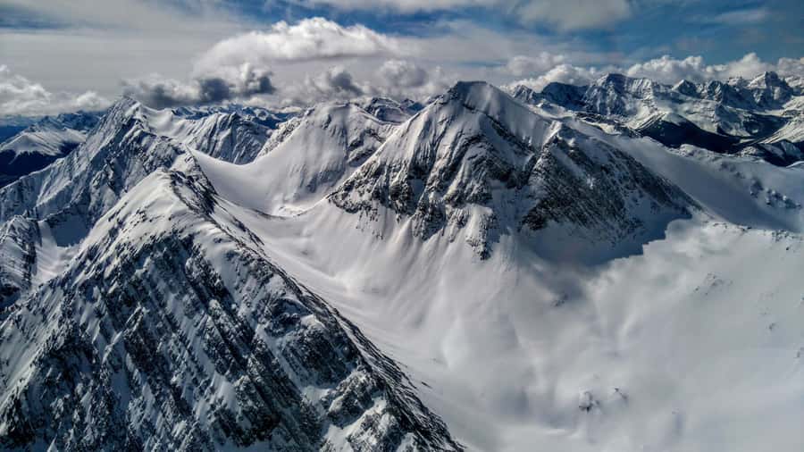 Canmore: 25-Minute Three Sisters Helicopter Tour - Taking off from Canmore beside the Bow River