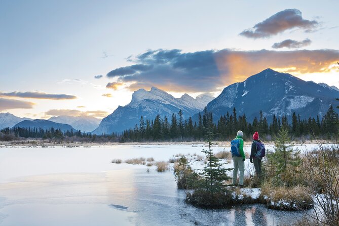 Canmore: Lost Towns and Untold Stories Hiking Tour - 3hrs - Wildlife signs, not a guaranteed animal show