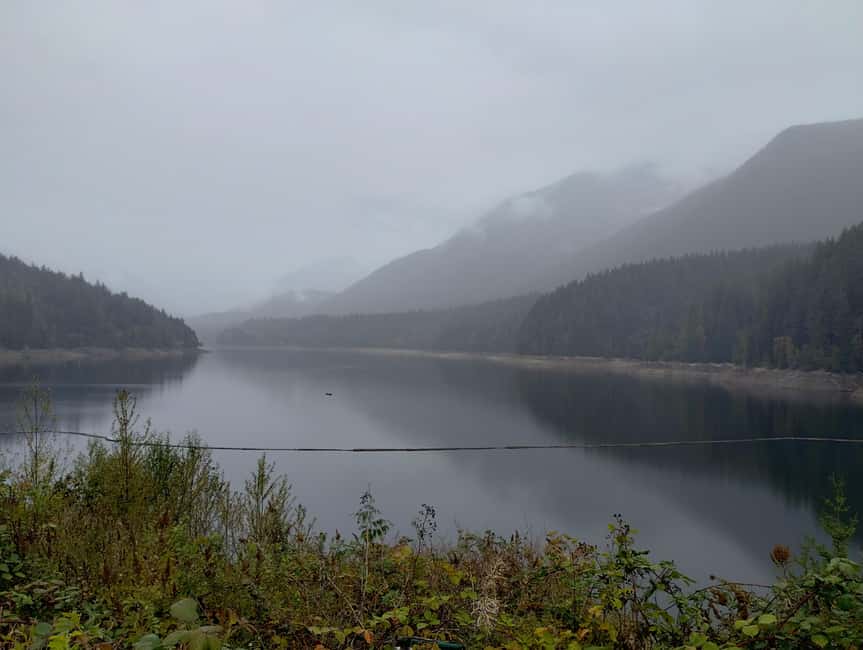 Capilano Suspension Br+Lake+Dam+Hachery/4in1/CAR/Small GROUP - Is $201 a fair price?