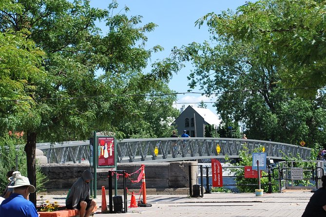 City tour; Like a Montrealer - McGill University and a change of pace