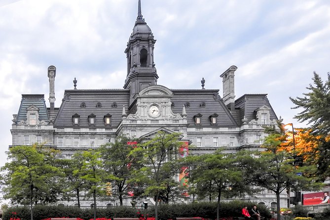 City Tour; Montreal Trendy Neighborhoods - Old Montreal in a compact half hour