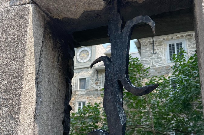 Colonial Secrets of Old Montreal Walking Tour - Group size, timing, and practical comfort