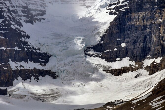 Columbia Icefield Glacier Adventure Day Tour from Calgary/ Banff - Bow Lake and Crowfoot Glacier