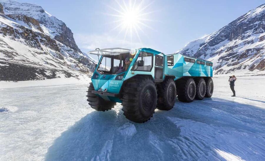 Columbia Icefield: Ice Odyssey Glacier Experience - Tea, stories, and the human side of the trip