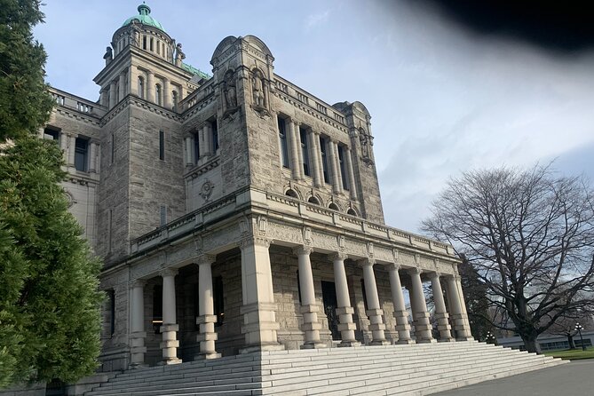 COMBO Victoria City Tour & Butchart Gardens & Entry Tix - Walking, children, and mobility limits