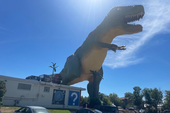 Day of Dinosaurs & Hoodoos from Calgary to Drumheller Badlands - The Royal Tyrrell Museum deserves careful planning