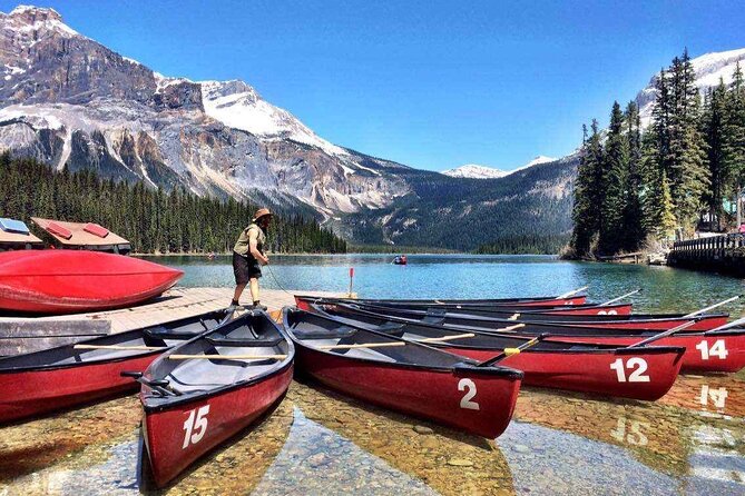 Day Trip: Lake Louise, Moraine Lake, Emerald Lake, Banff - Lake Louise gives you the longest major stop