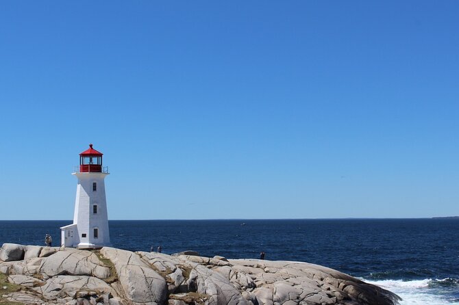 Day Trip to Lunenburg, Mahone Bay and Peggy's Cove from Halifax - Who should book this tour?