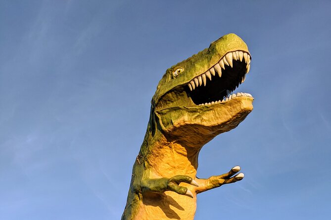 Dinosaurs, Canyons & Ghost Towns: Ultimate Drumheller Day Tour - Who will get the most from this tour