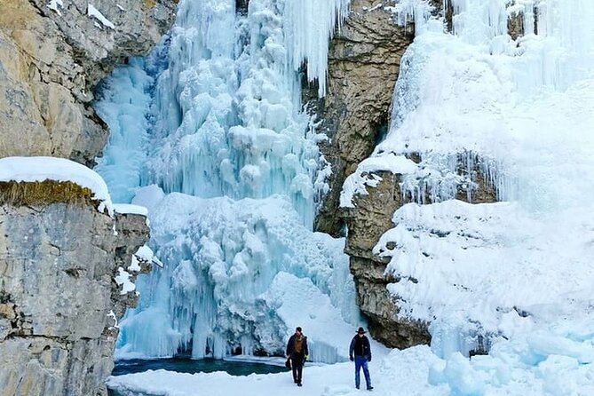Discover 9 Iconic Banff Sights in a Day! with extra Comfort-12pax - Crowfoot Glacier is a quick but worthwhile pause