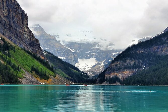 Discover Banff National Park - Premium Day Trip - Lake Louise deserves your full attention