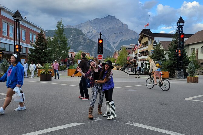Discover Banff National Park - Premium Day Trip - Moraine Lake makes the summer version special