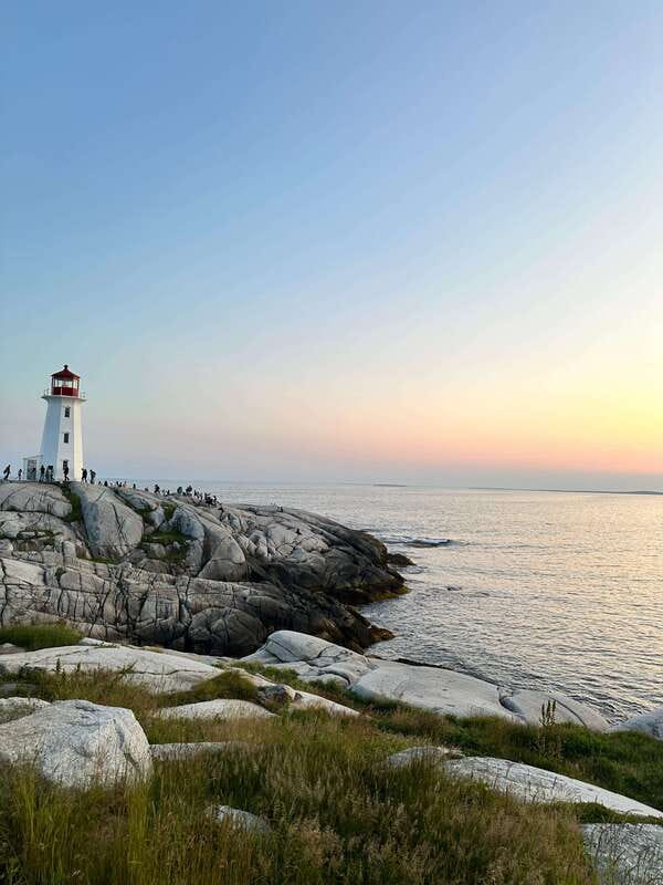 Discover Peggy's Cove: Private Journey from Halifax - A simple 45-minute ride from Halifax