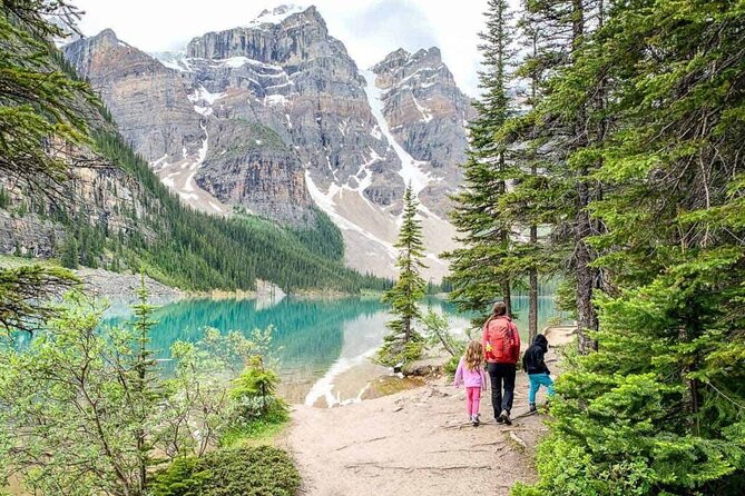 Discover the Lake Agnes Tea House Trail with an Audio Nature Tour - How the app works on the trail