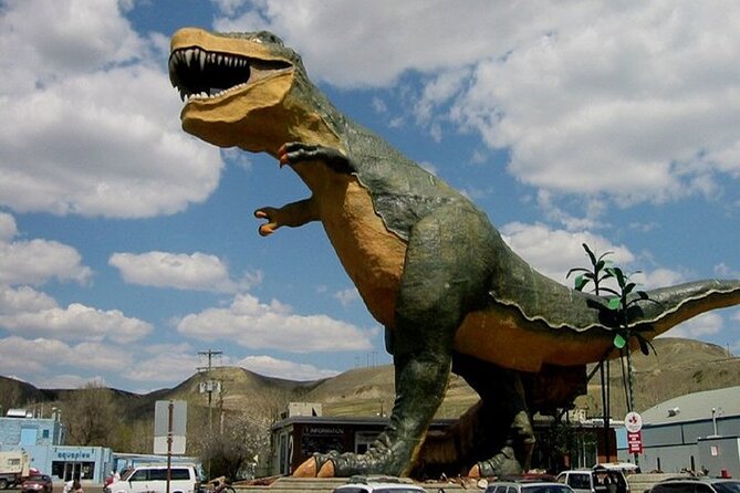 Drumheller Dinosaur Valley & Horseshoe Canyon Adventure Day Tour - The Little Church offers a quiet change of pace