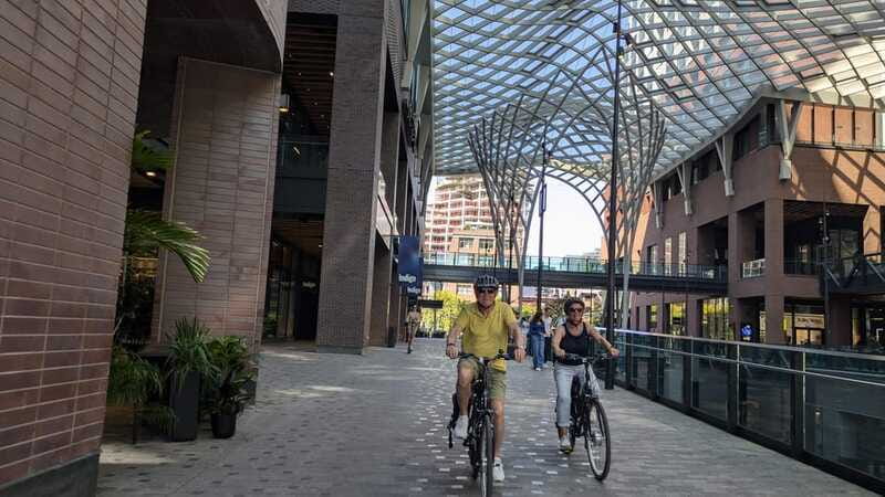 E-bike through Toronto's Dynamic Neighbourhoods - St. James Town and everyday city problem-solving