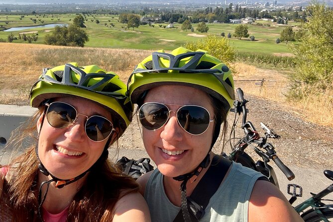 eBike Rentals in Kelowna - Orchards, valleys, and winery routes