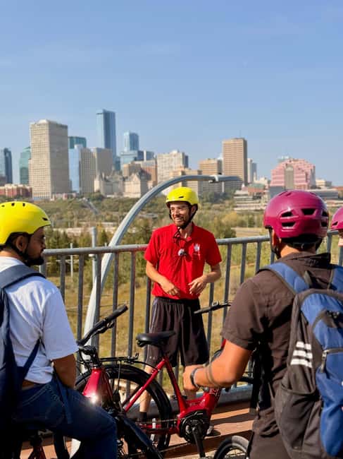 Edmonton: City Bike Tour, Highlights and River Valley - A café break keeps the ride comfortable